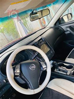 نيسان ألتيما